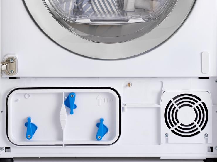 Lamona tumble dryer zoomed on condenser