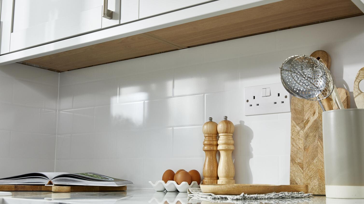 Fuss-free tiles