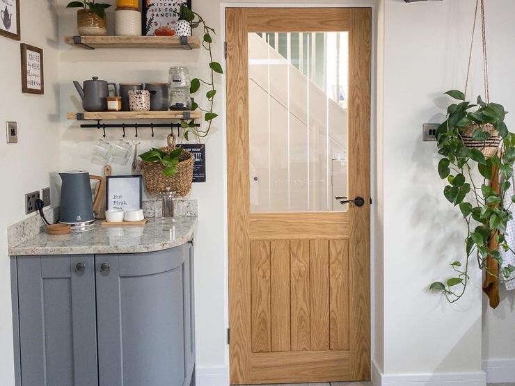 04 Curved kitchen cabinet emilyjaneatrowancottage