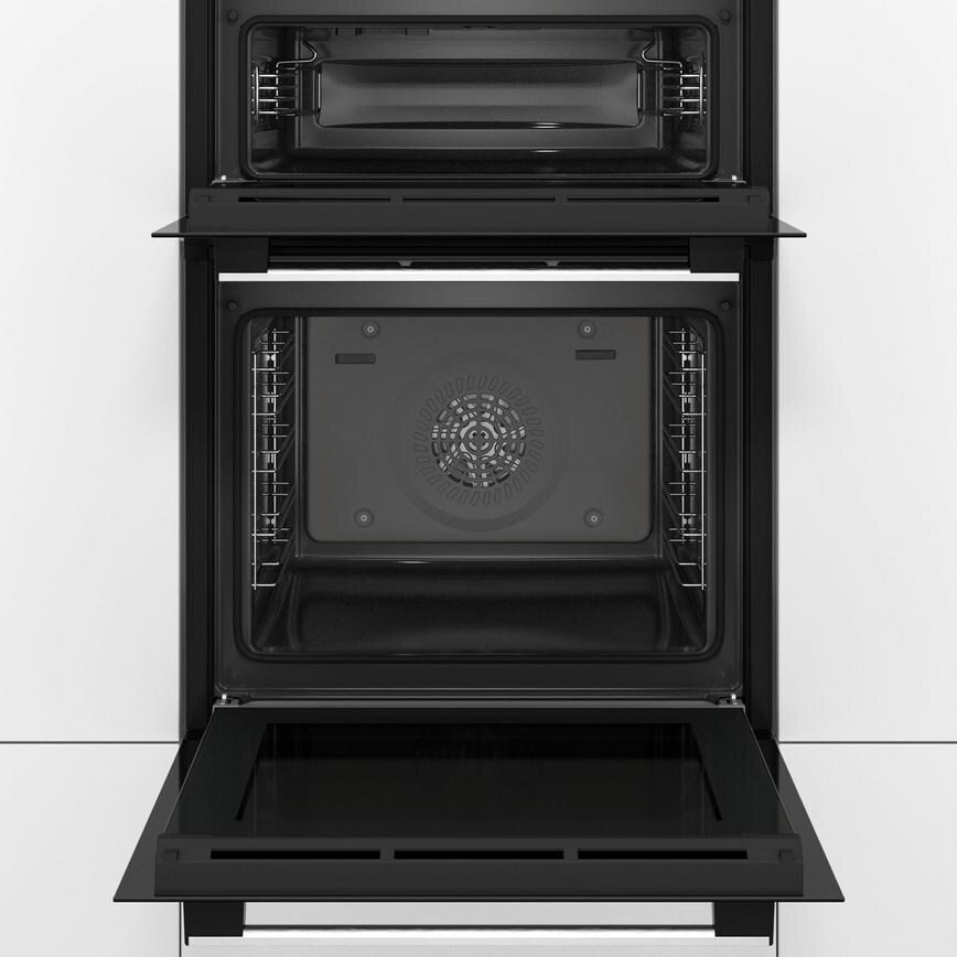 Bosch Built In Multi-Function Double Oven Lifestyle