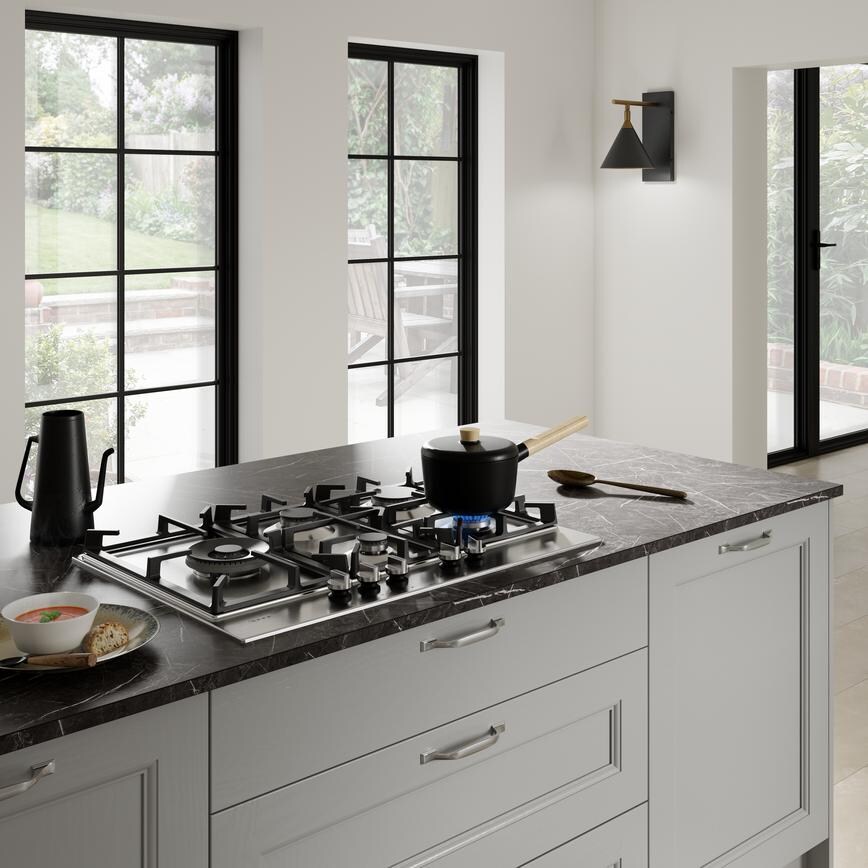 Neff N70 75cm SS Gas Hob in Elmbridge Dove Grey
