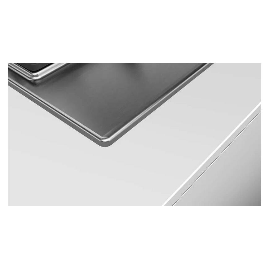 Bosch Serie 6 PCP6A5B90 60cm Stainless Steel Gas Hob Edge Close Up 