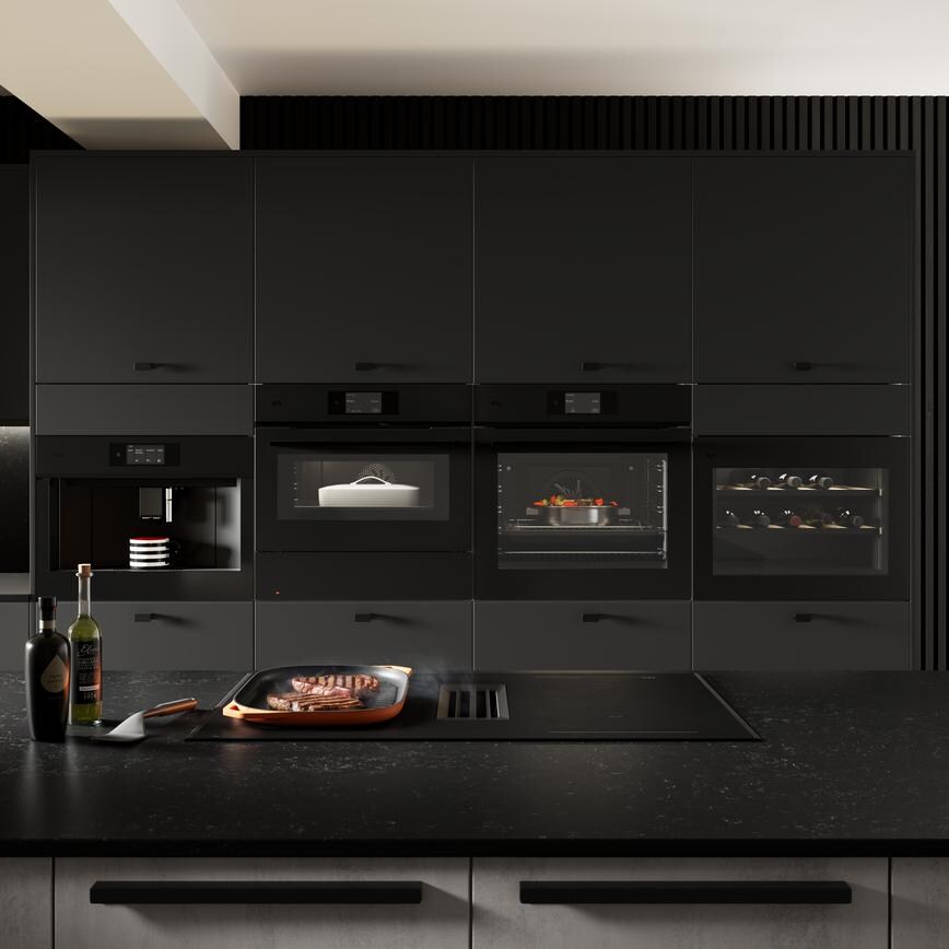 HAG9552_AEG7000SaphireMatt80cmVentedHob_DetailLifestyle