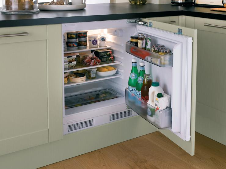 Lamona Built-Under Integrated Larder Fridge