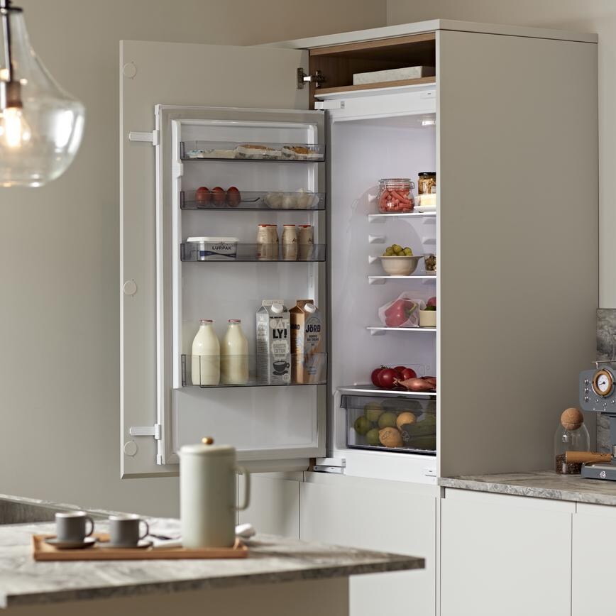 Lamona Fridge