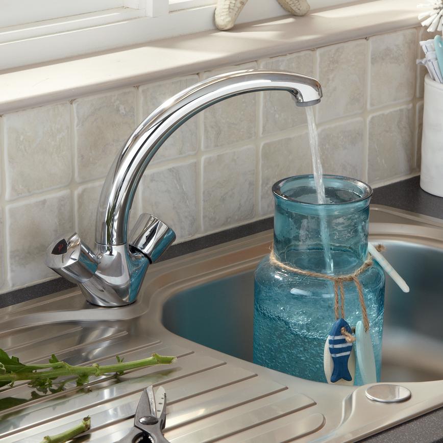 Lamona Chrome Effect Monobloc Tap