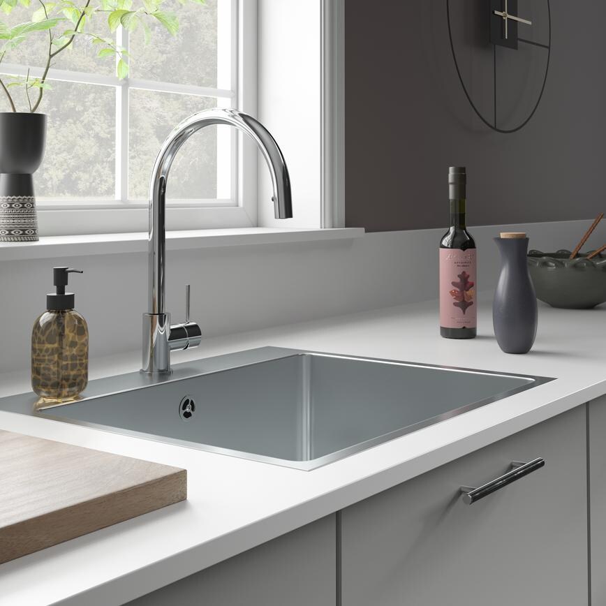 TAP8310 Alvo Pullout Chrome Tap & SNK1060 Flush Tap Plate Sink Cameo