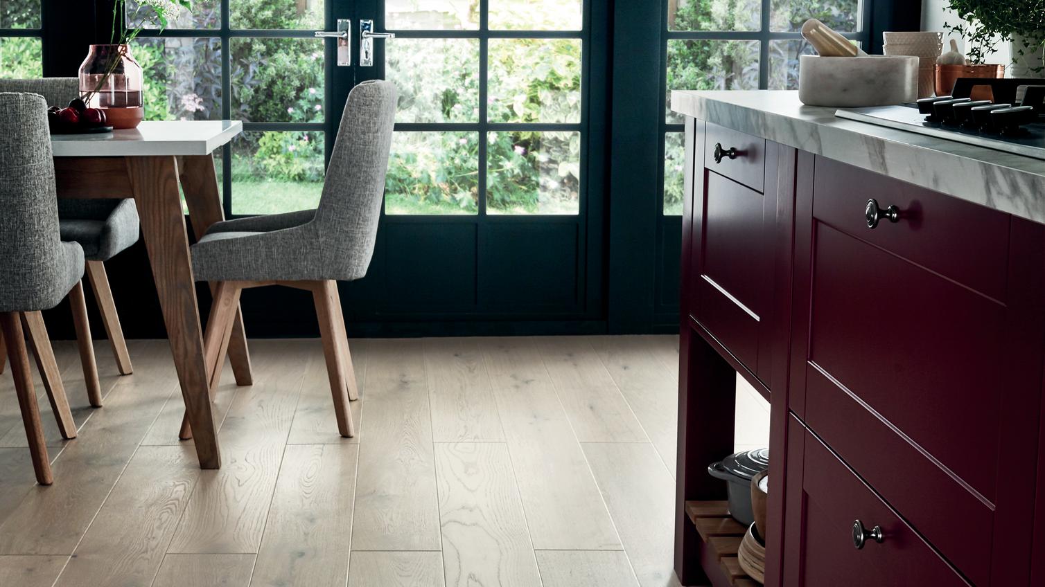 Real Wood Light Grey Oak 180mm 2.77m/sq