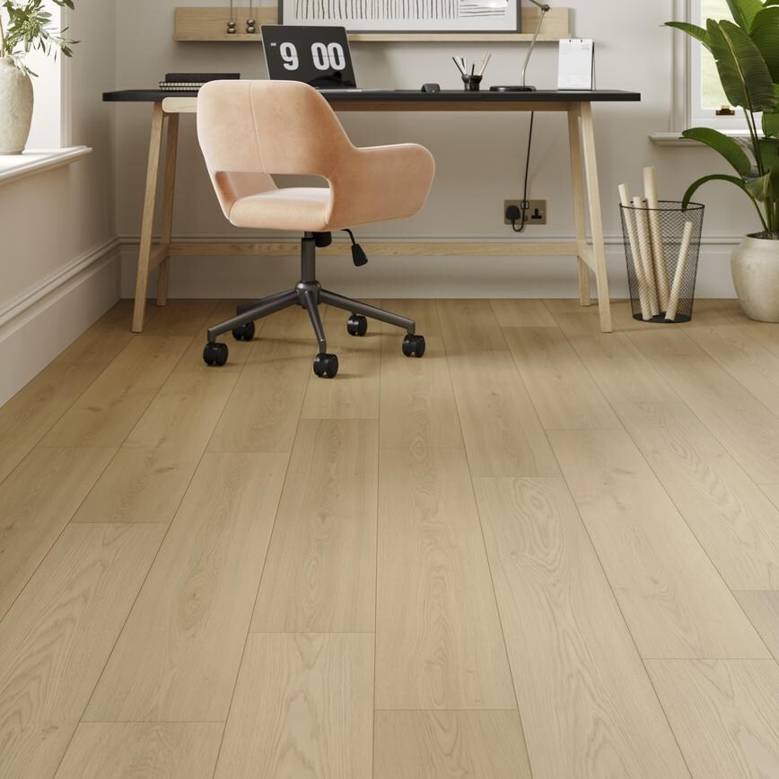 O&G LightCashew Oak 12mm Laminate Office