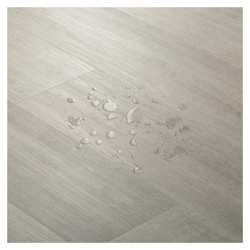 Karndean Korlok Oyster Oak Luxury Vinyl Flooring with Integrated Underlay 3.195m² Pack Moisture Resistant