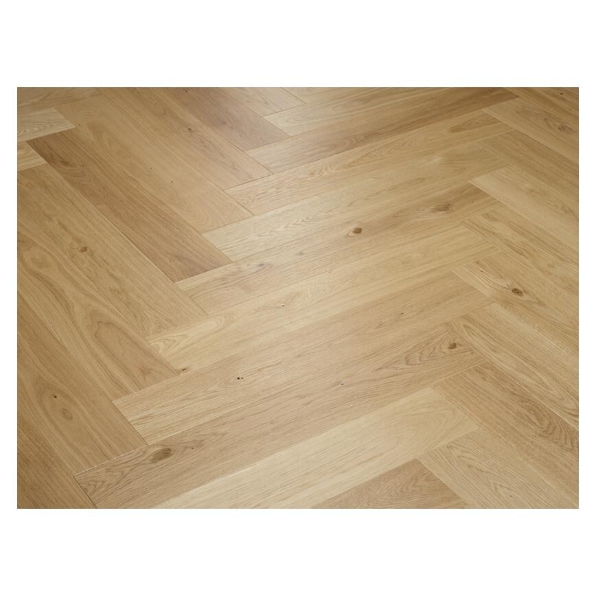 Howdens Herringbone Natural Oak Engineered Wood Flooring 0.65m² Pack Angle View