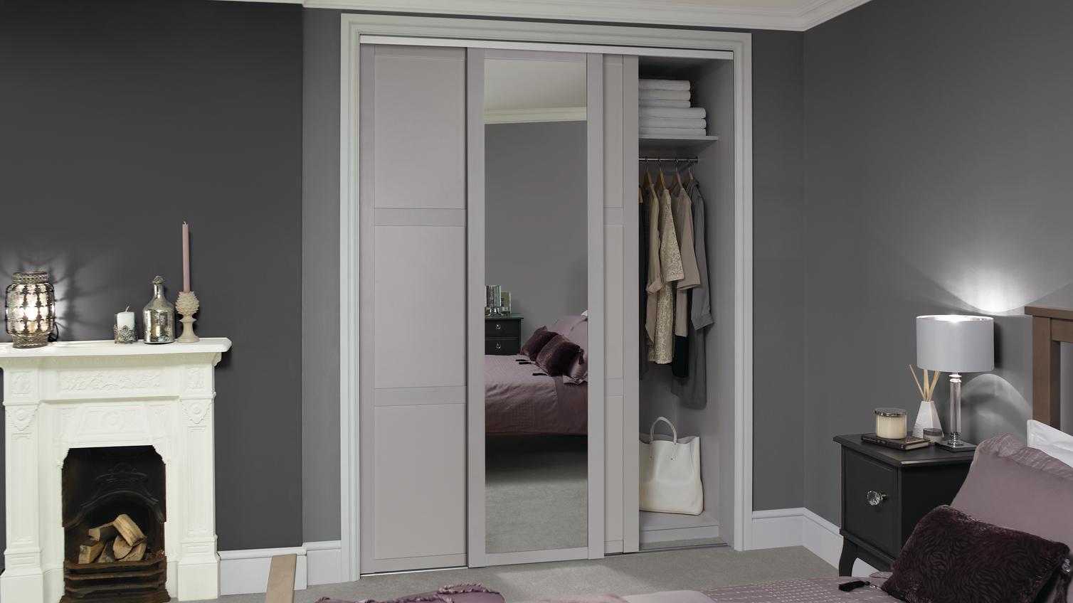 Dove Grey Shaker open
