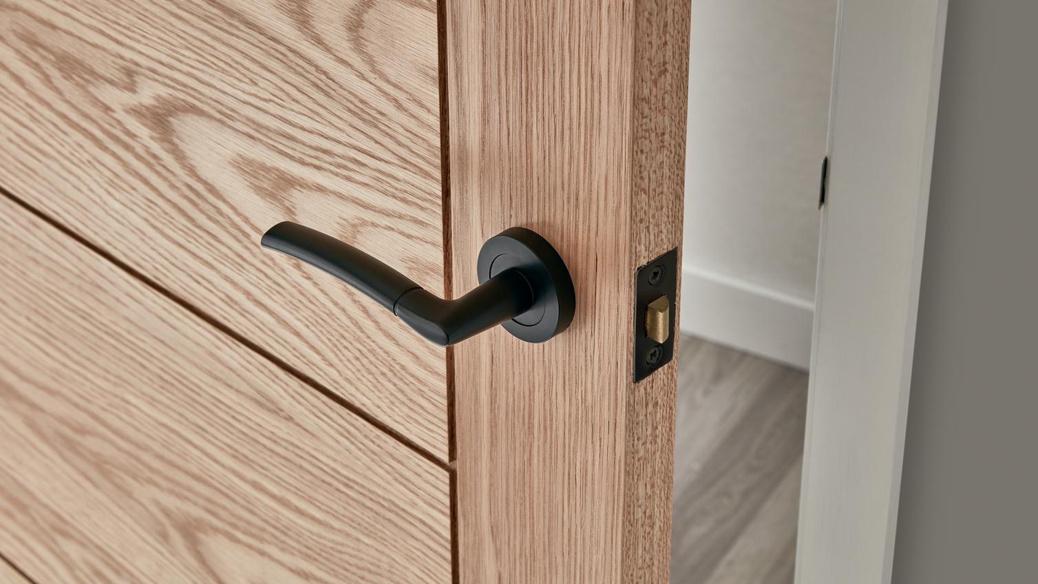 CSMG-DETAILS-HANDLE-[010]-01_RT1