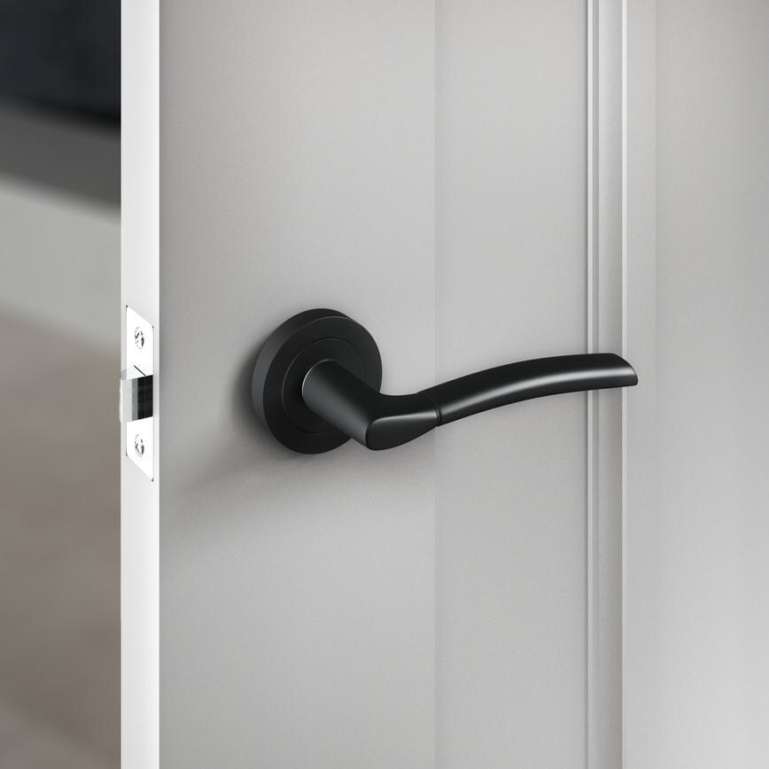 Jigtech Newington Matt Black Quick Fit Lever on Rose Door Handle Pack 