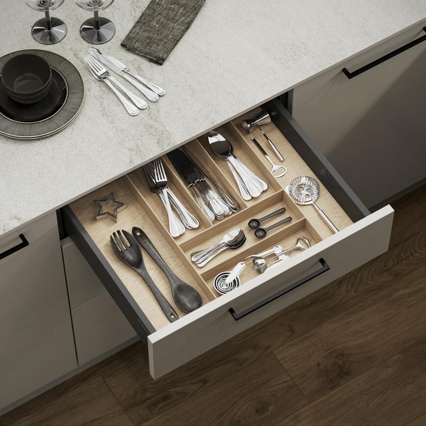 600mm timber cutlery tray