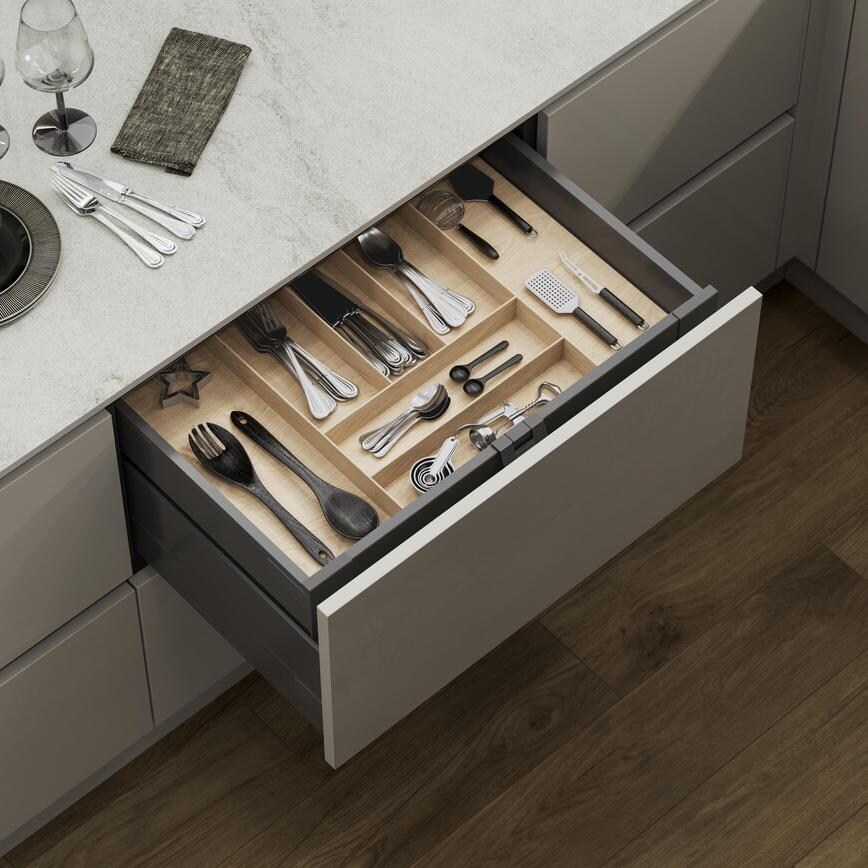 700mm Contemporary Oak Cutlery Tray