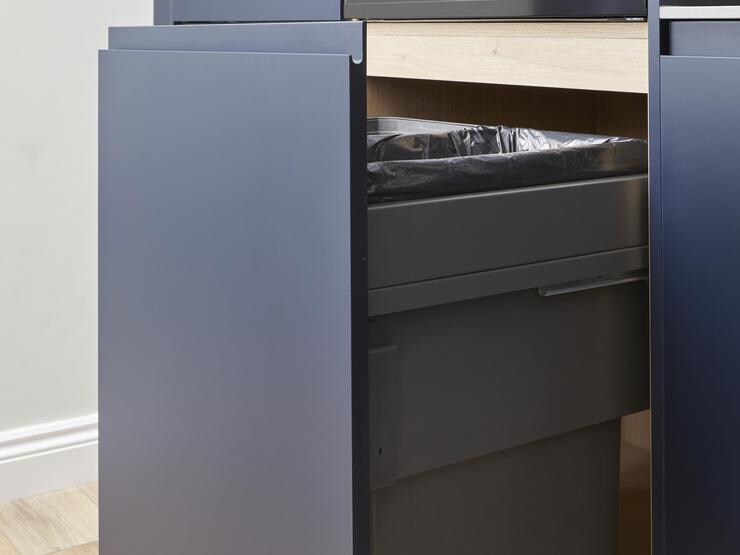 600 Integrated Recycling Bin