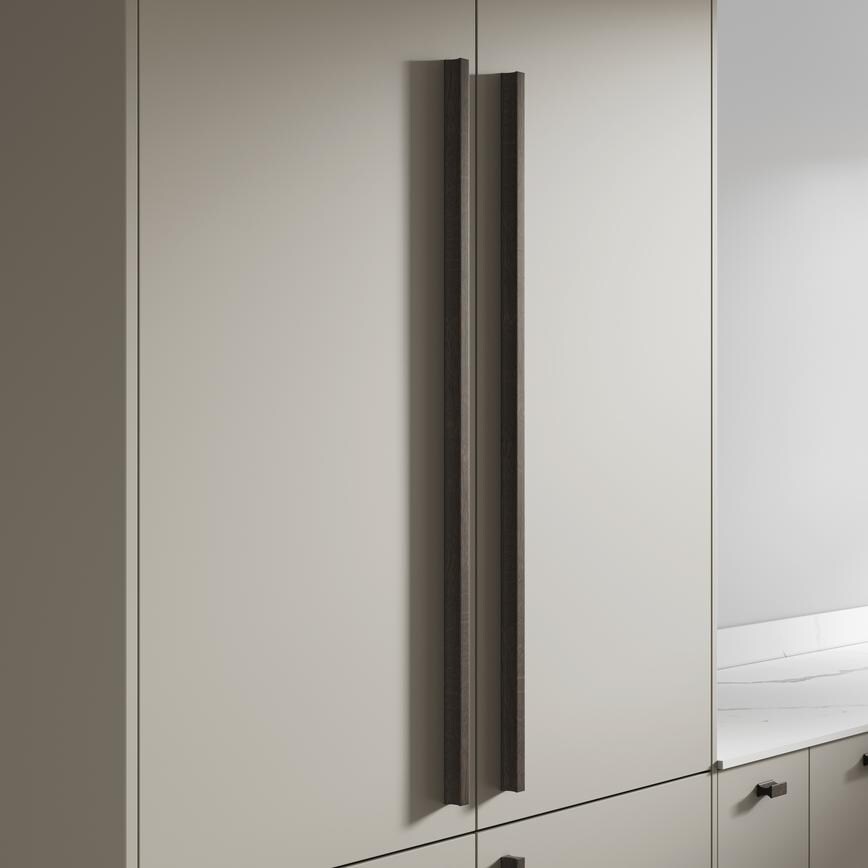 Reed Lacquered Dark Oak Mounted Trim Bar Cupboard Handle 900mm