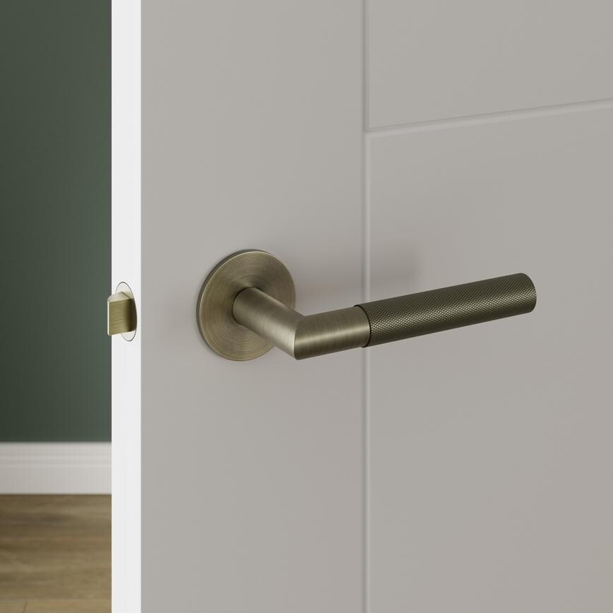 Jigtech Modell Antique Brass Quick Fit Lever on Slim Rose Door Handle Pack