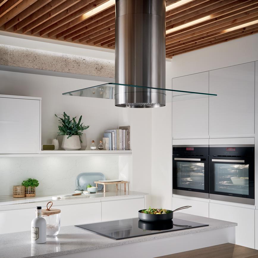 Clerkenwell Gloss White Cooking Area