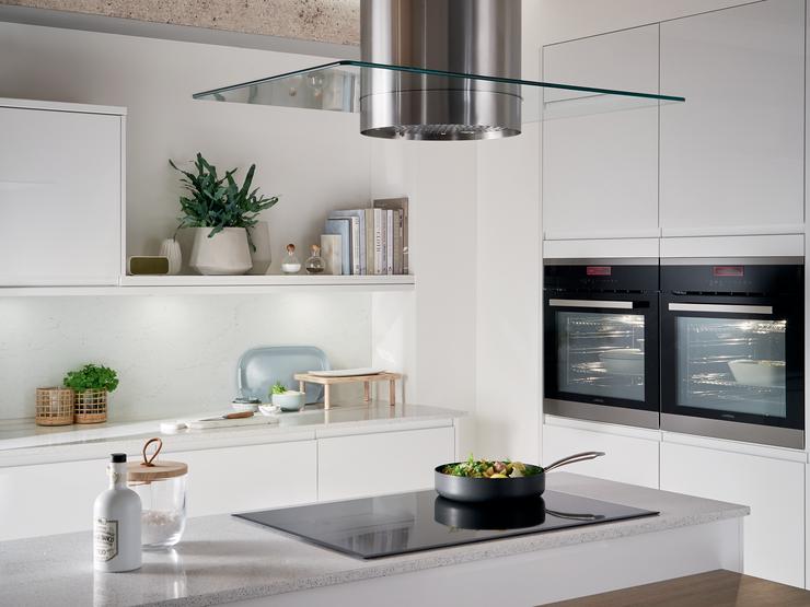 Clerkenwell Gloss White Cooking Area