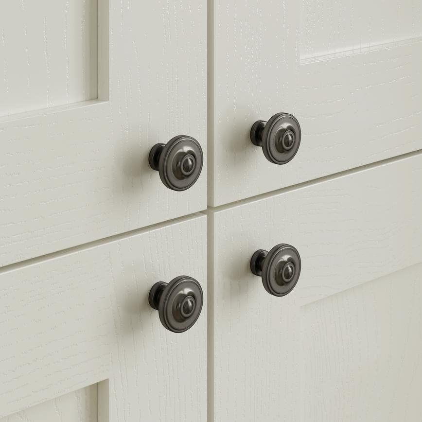 HKB1570_Pewterknobhandles_CAMEO_v1