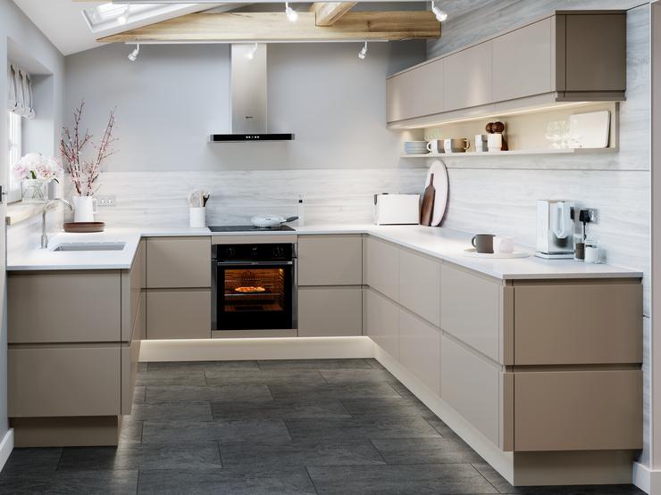 Clerkenwell_Gloss_Pebble_MainSetShot_Final