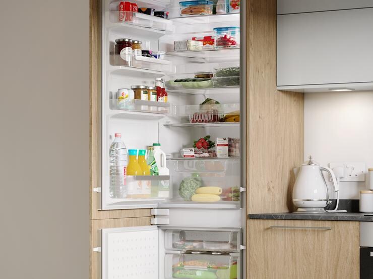 Bosch 70/30 Integrated Fridge Freezer