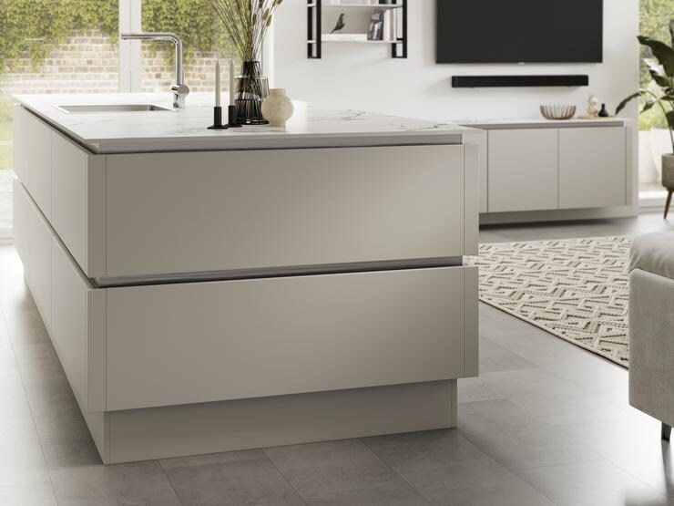Hockley Super Matt Sandstone Handleless Cameo