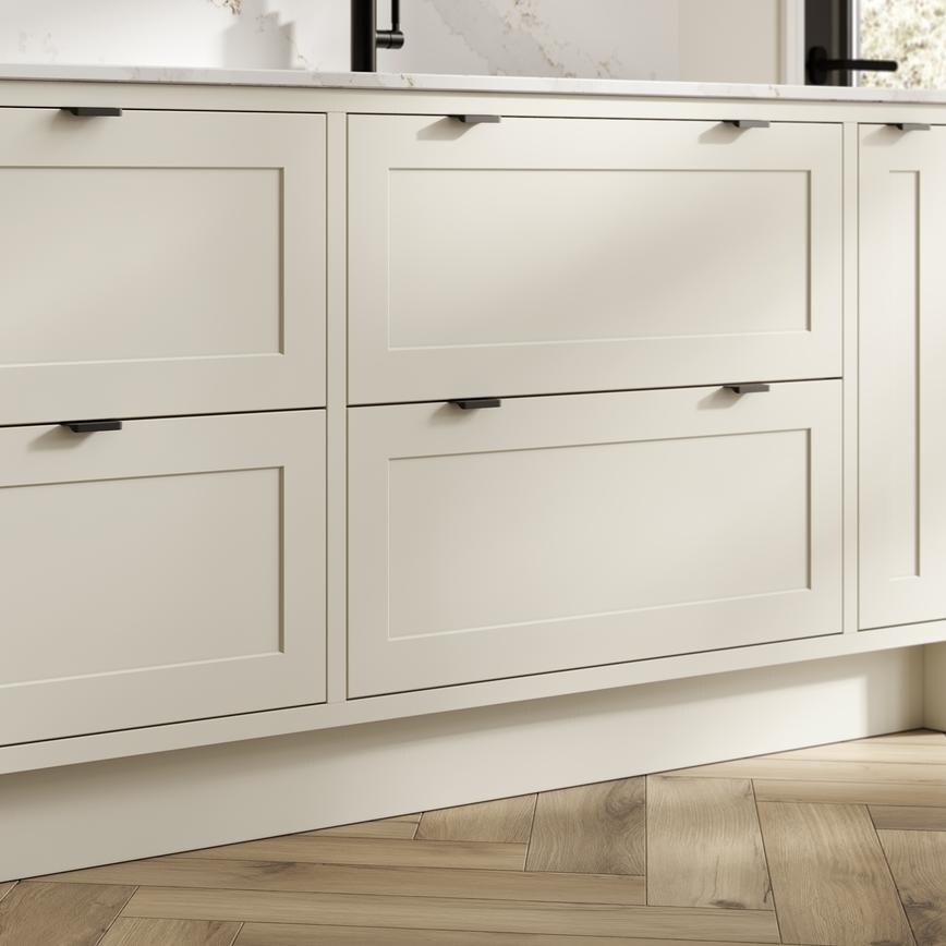 Frome Porcelain Inframe Bank Of Frontals