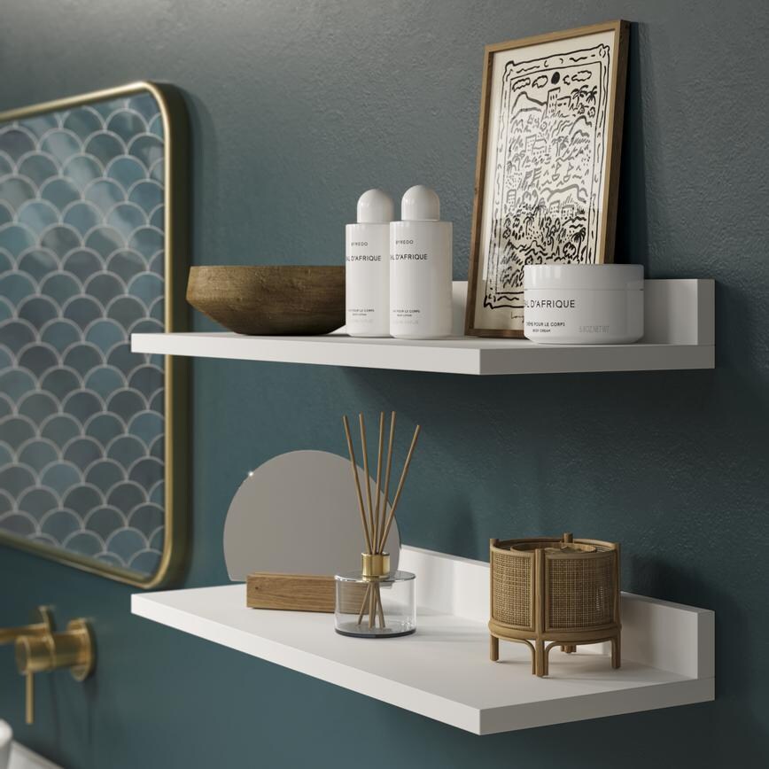 Hockley SM White Bathroom