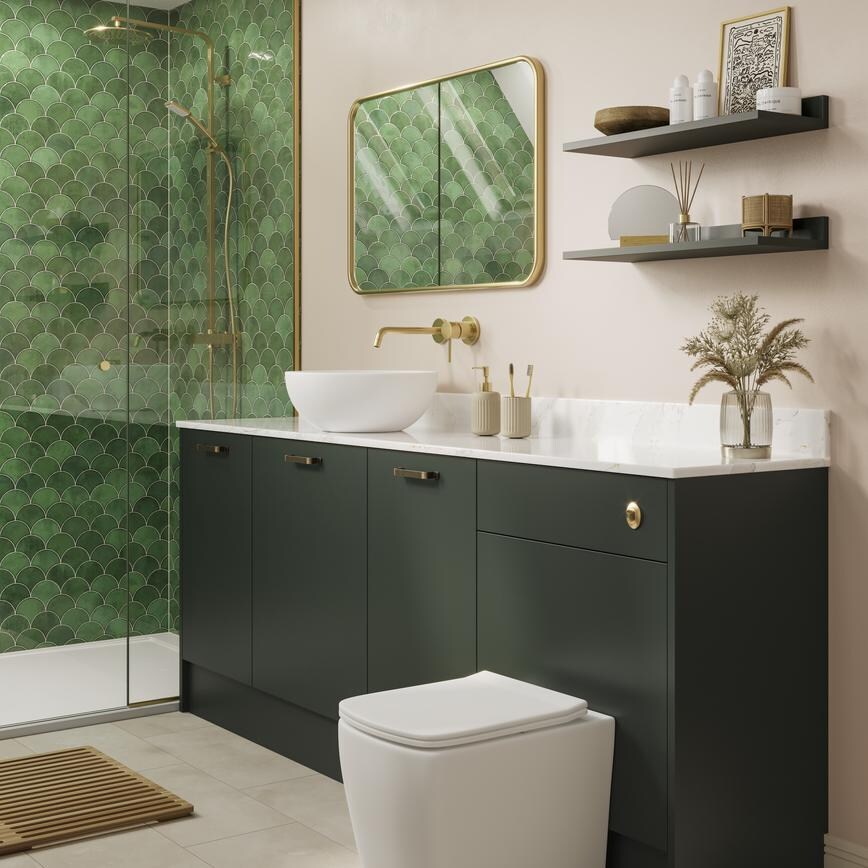 Hockley SM Fir Green Bathroom Main Set Shot