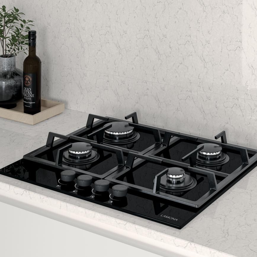 LAM1501 Lamona 4 Burner Gas On Glass Detail