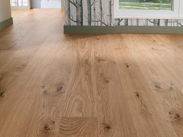 Pre-Finished Oak Single Plank Wide (W180mm)