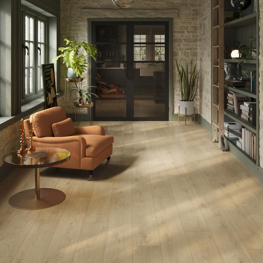 Oake and Gray Light Oak Laminate Flooring 2.179m² Pack