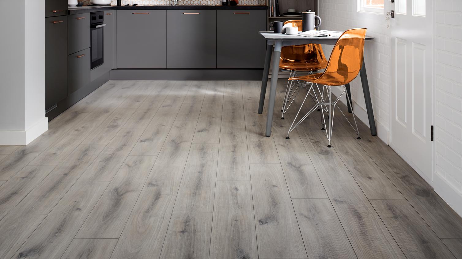 Howdens FF V Groove Grey Oak