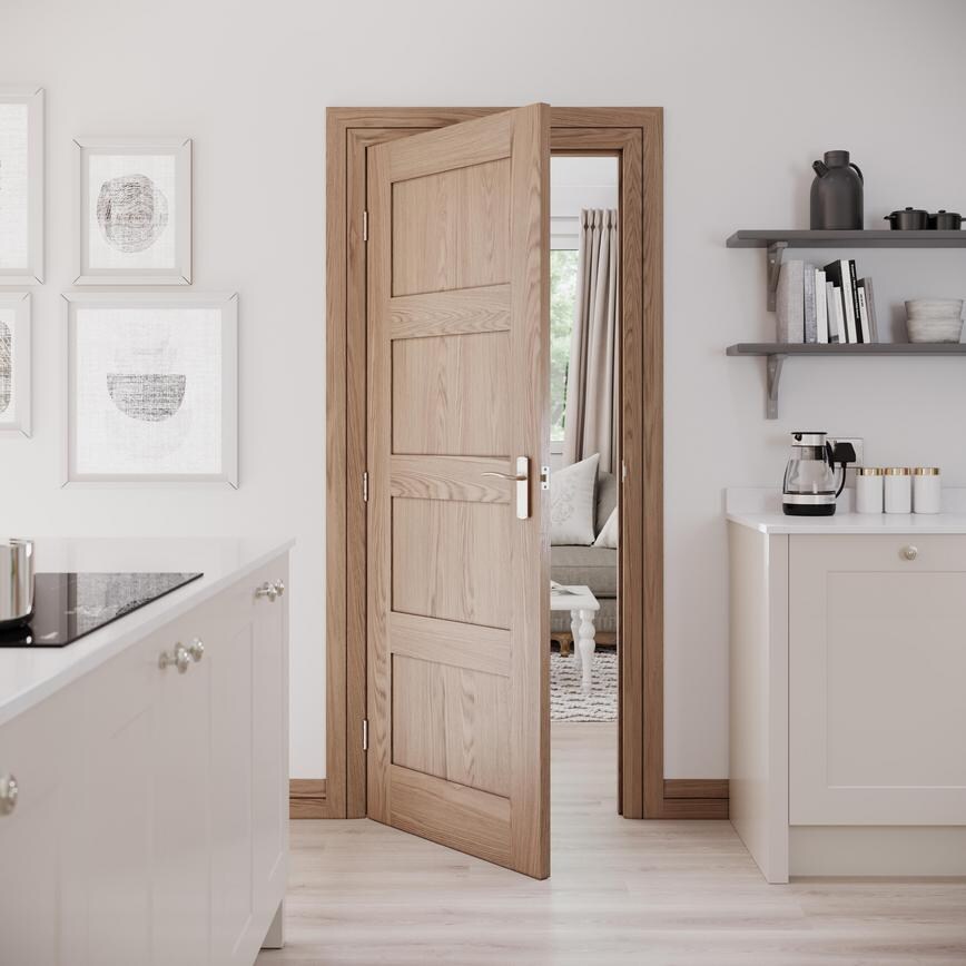 Pre-finished Shaker Oak 4 Panel 2'6" Internal Hardwood Door