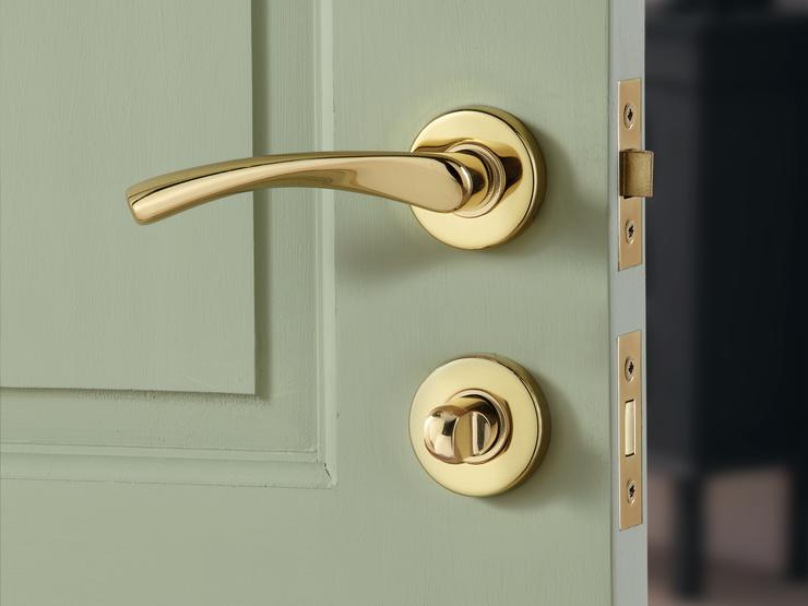 Garda brass rose handle with turn