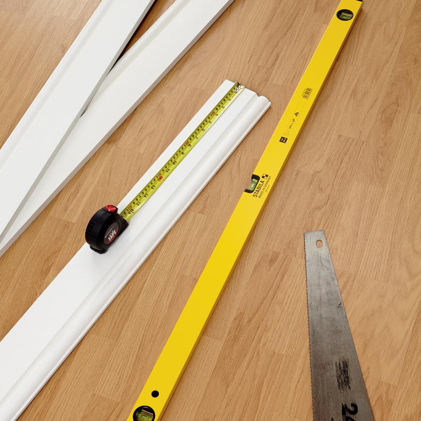 Spirit Levels & Measuring Tape