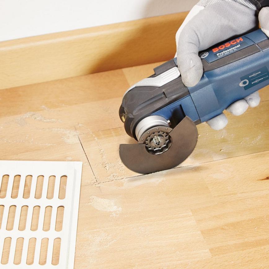 Starlock Multi Tool Blade set in action