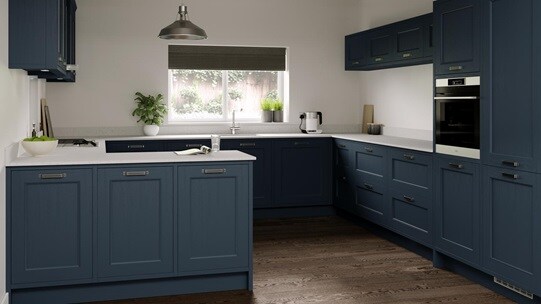 Elmbridge Inframe Paintable Peninsula Kitchen