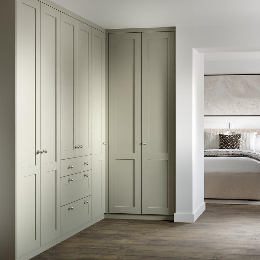Halesworth Grained Sage Green Set Shot