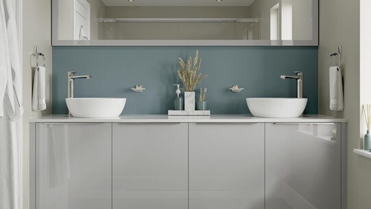 Hockley Mirror Gloss Dove Grey Bathroom