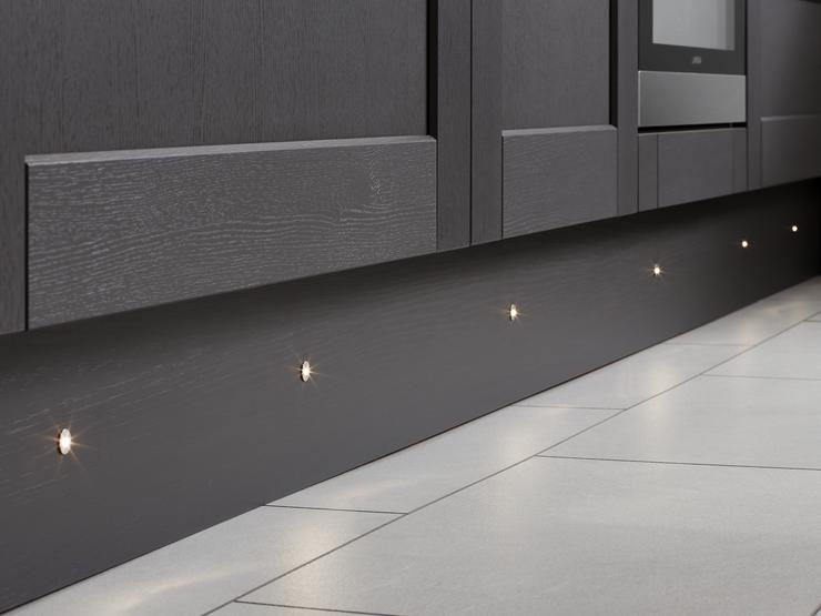 LED Circular Plinth Lights