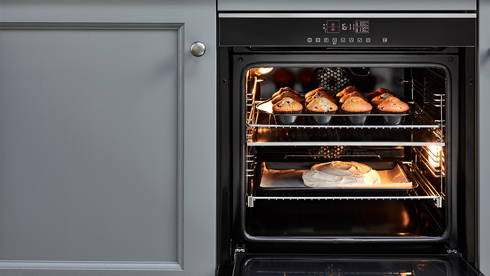 Lamona innovation - pyrolytic oven